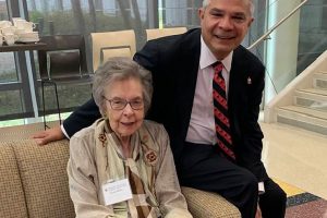 Osher member, Maurine Beasley with Rafael Lorente, Dean of the Phillip Merrill College of Journalism.